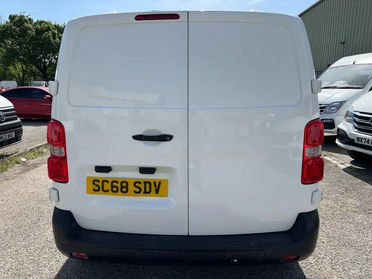2019-citroen-dispatch-16bluehdi-x-m-1000-95pseu6-big-4