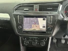 2016-volkswagen-tiguan-20tdi-se-navigation-150ps-bmtss-small-12