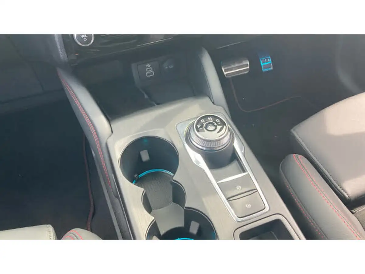 2024-ford-kuga-big-12