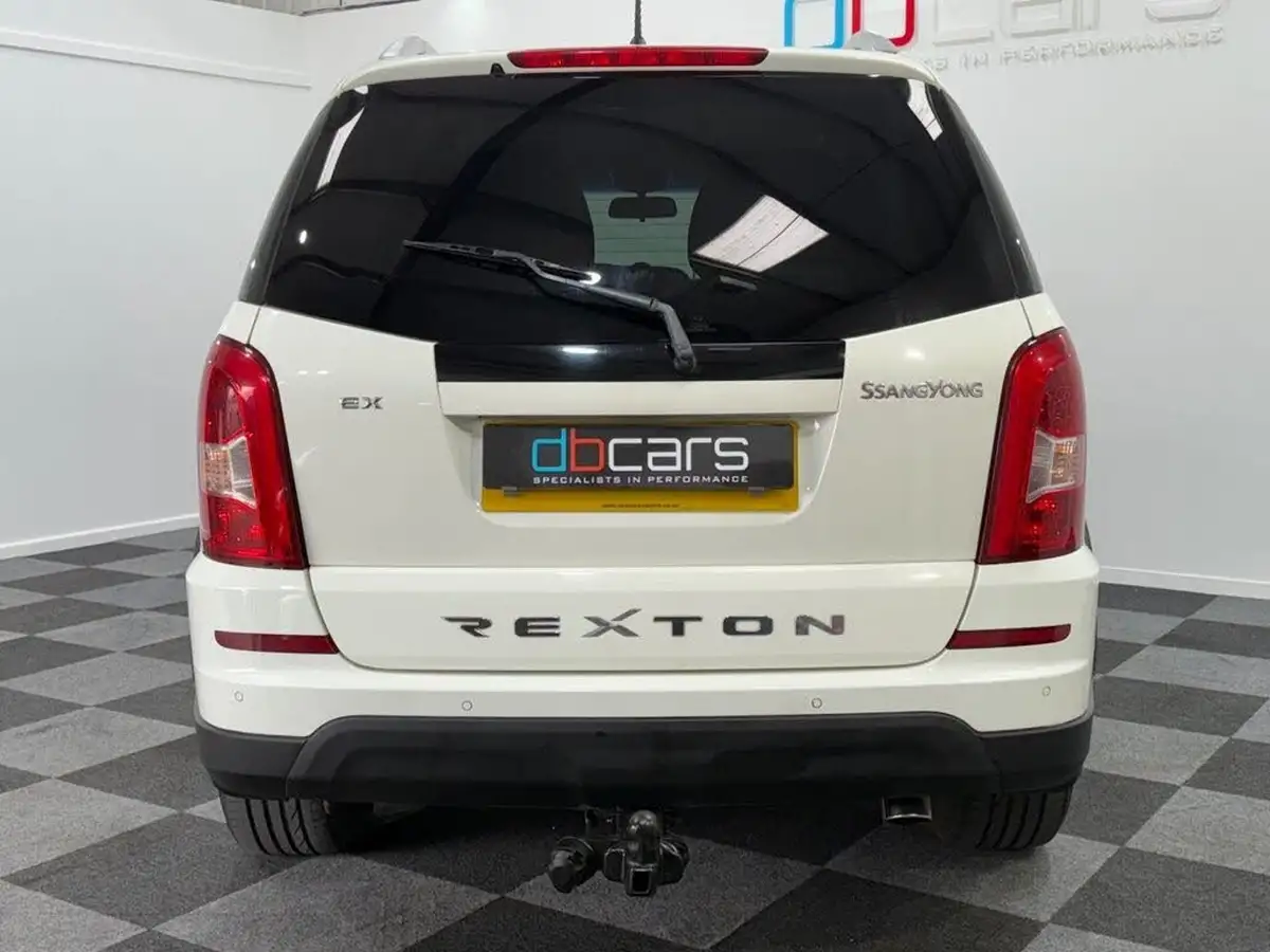 2014-kgm-ssangyong-rexton-w-20td-ex-t-tronic-big-8