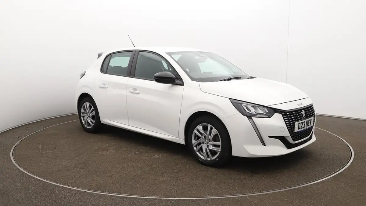2022-peugeot-208-12-puretech-active-premium-100bhp-eat8-big-44