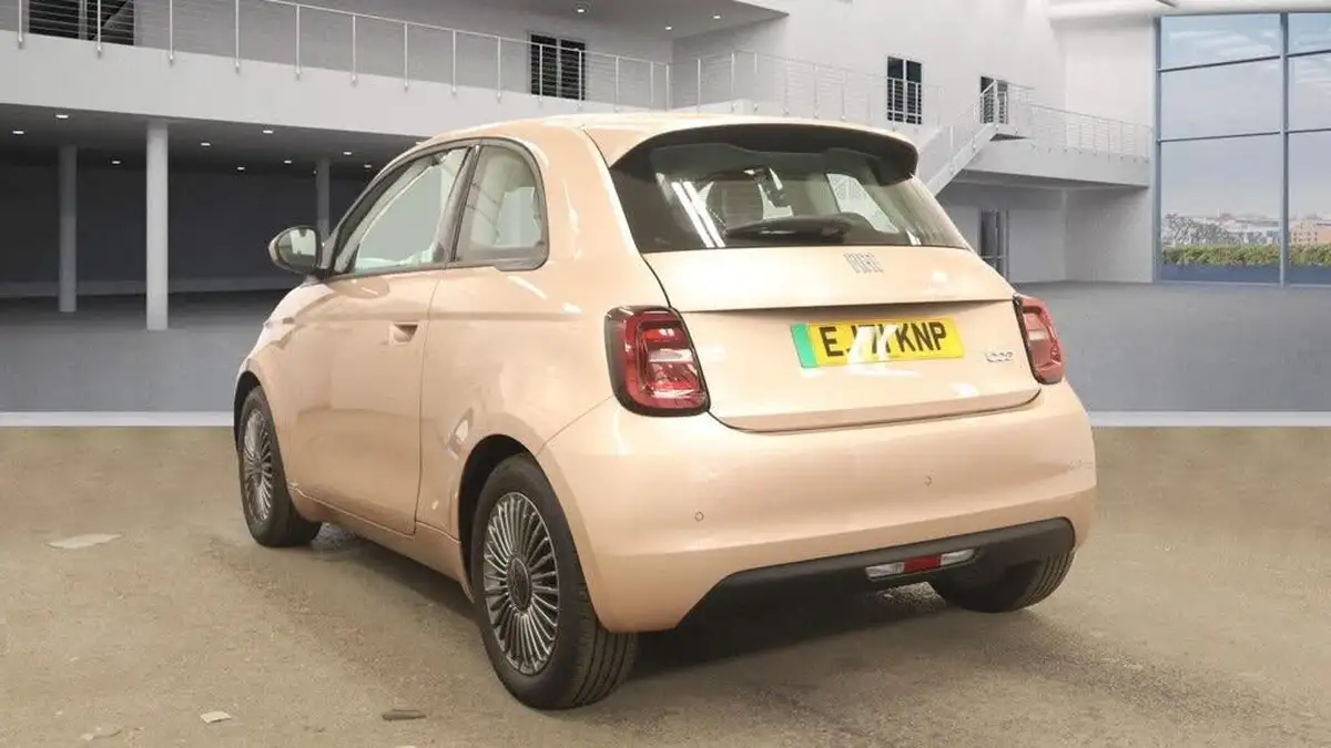 2022-fiat-500-e-icon-117bhp-big-2