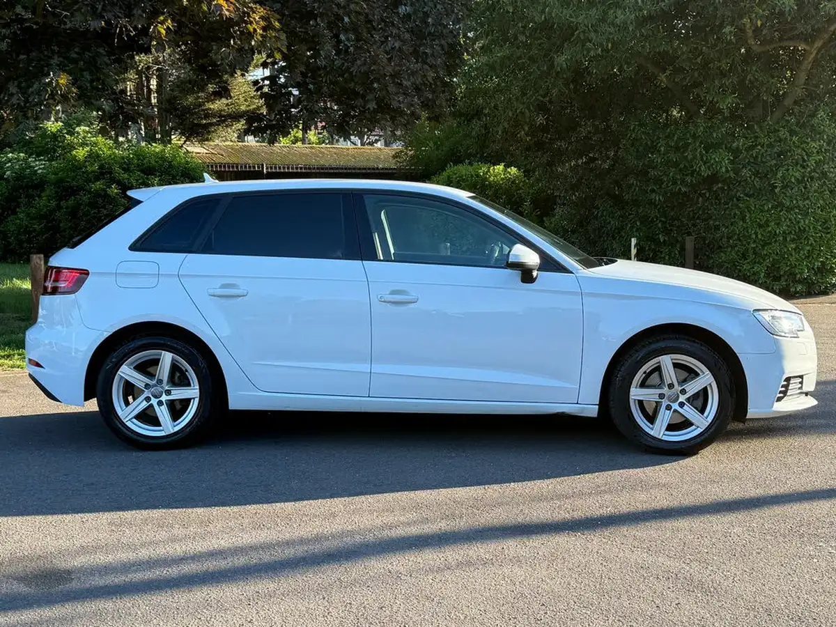2016-audi-a3-14-tfsi-se-150ps-cod-ss-sportback-5d-1395cc-s-tronic-big-12