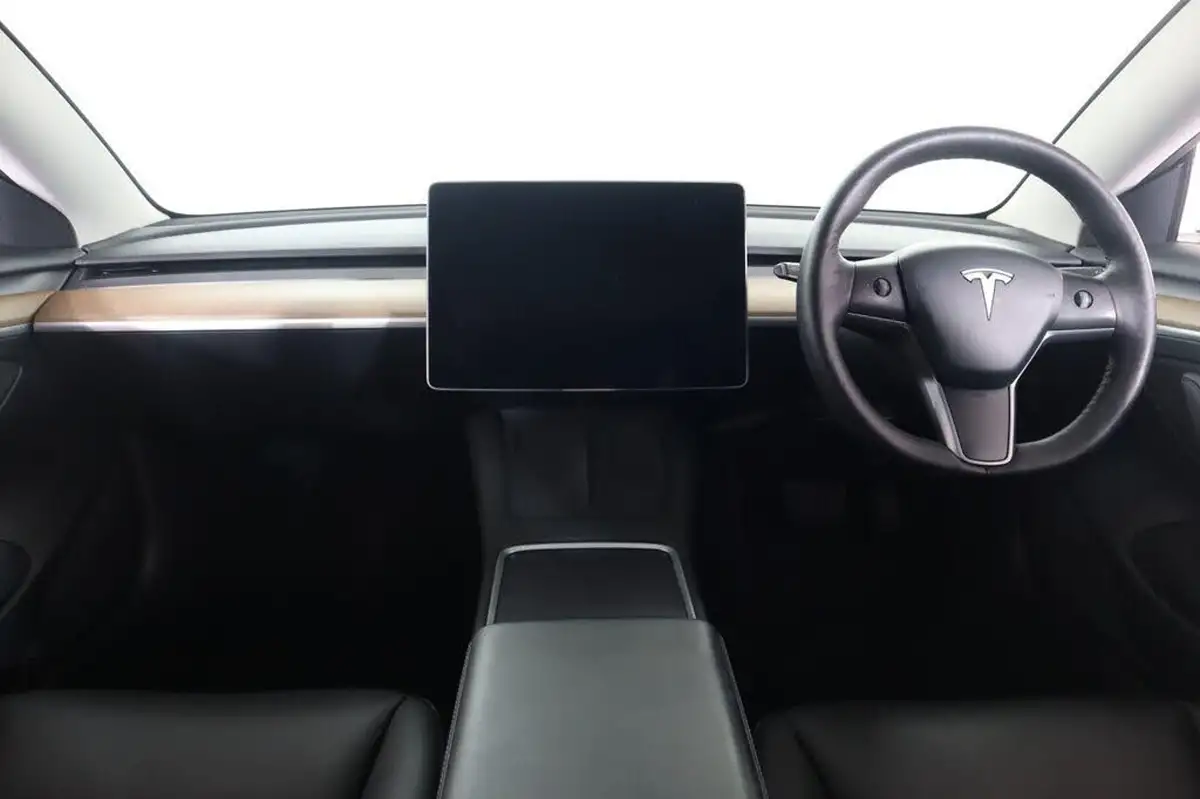 2021-tesla-model-3-e-long-range-4x4-big-9
