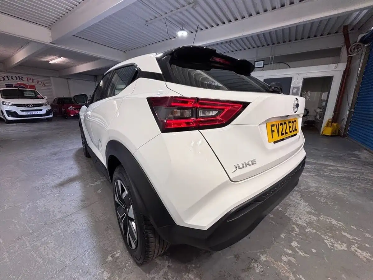 2022-nissan-juke-10-dig-t-acenta-big-5