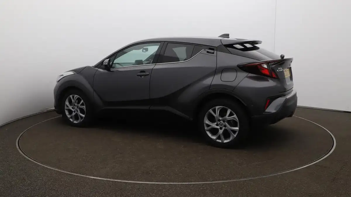 2022-toyota-c-hr-18-vvt-i-design-big-45