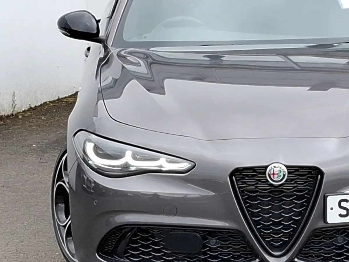 2025-alfa-romeo-tonale-13-veloce-big-13