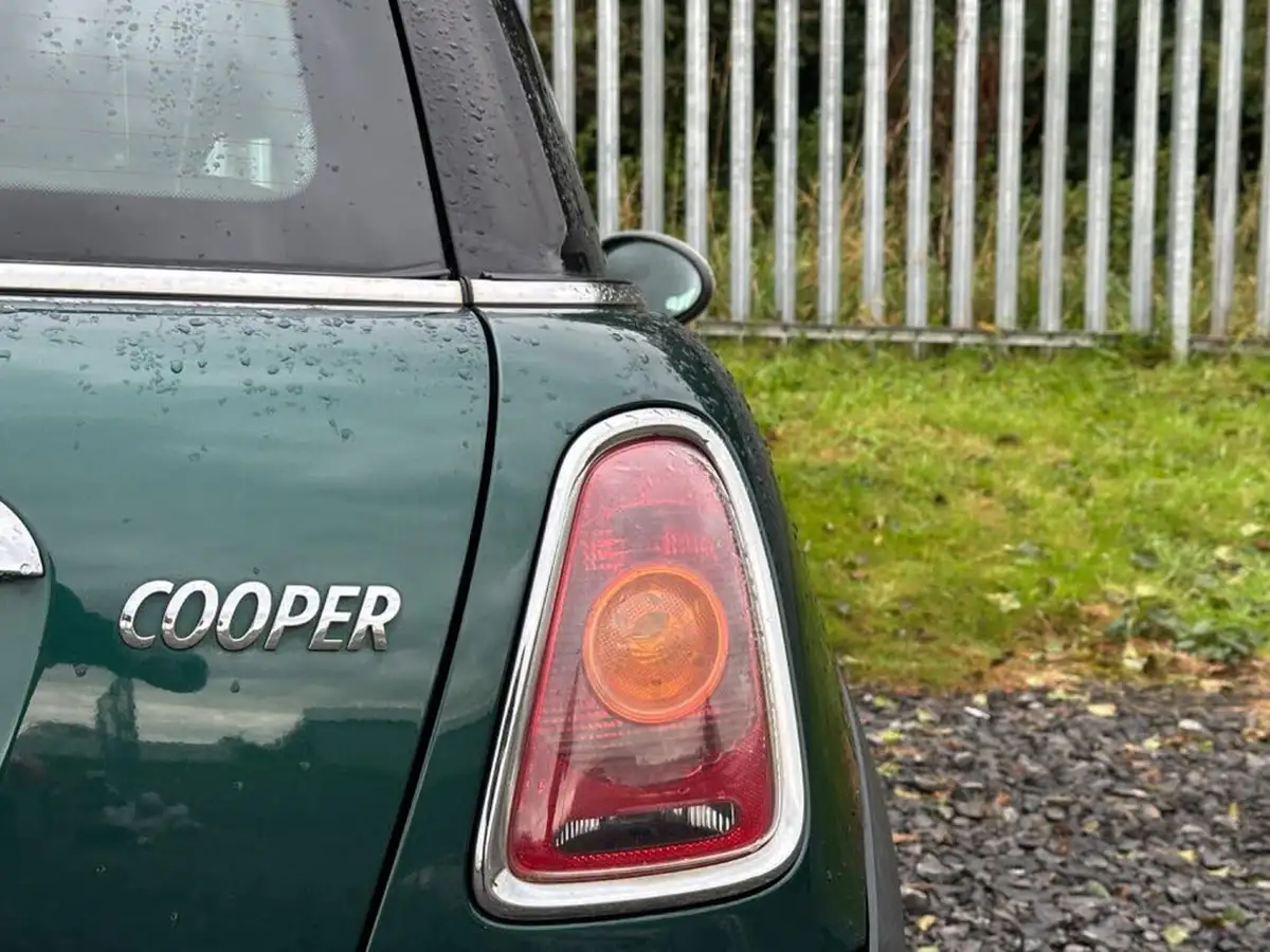 2008-mini-cooper-16-cooper-120bhp-hatchback-3d-big-14