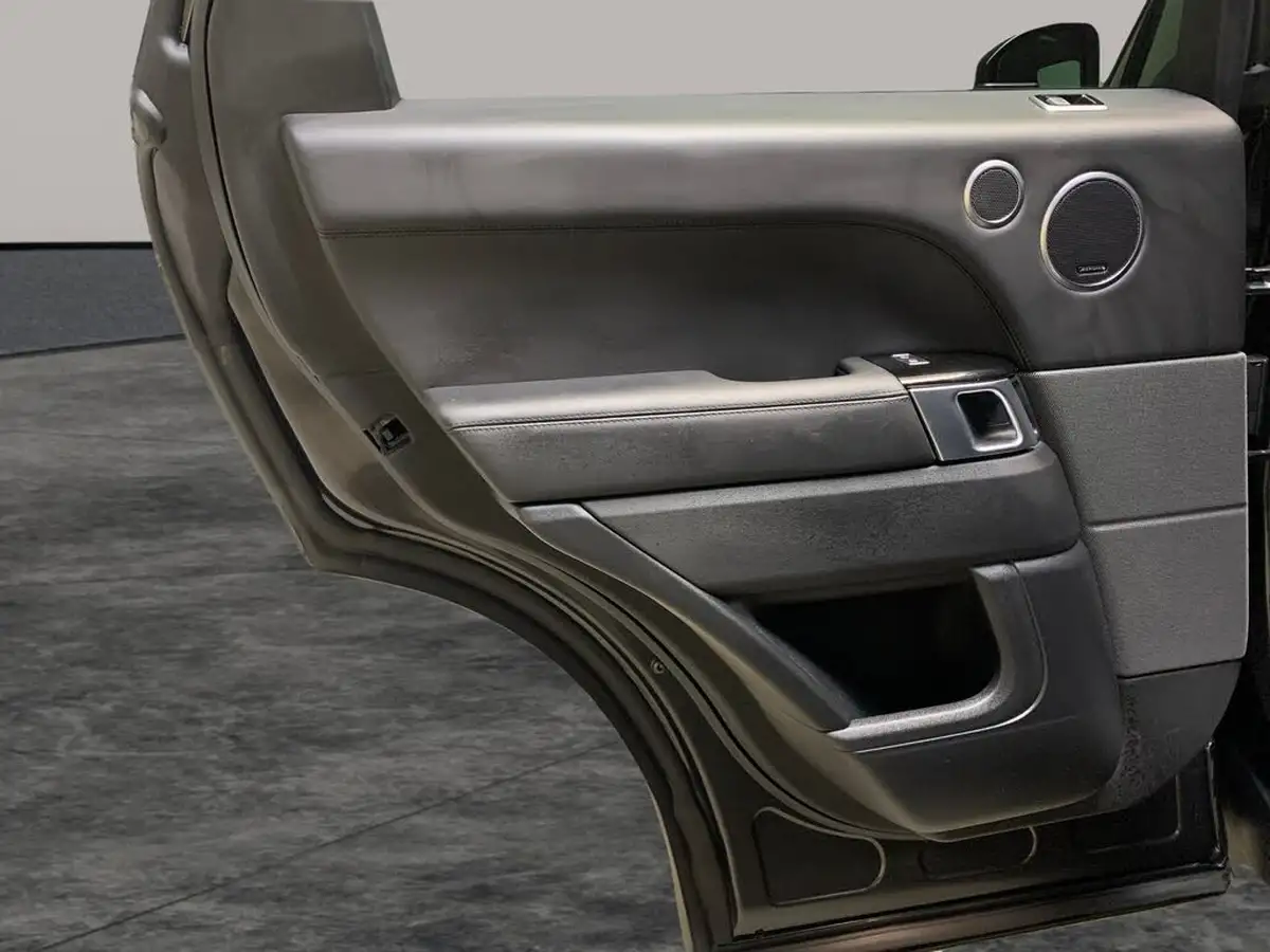 2022-land-rover-range-rover-sport-20-p400e-hse-dynamic-big-36