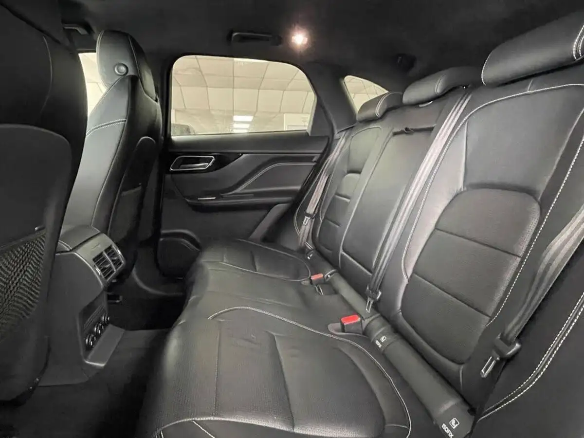 2019-jaguar-f-pace-20-i4d-r-sport-180ps-awd-ss-auto-big-29