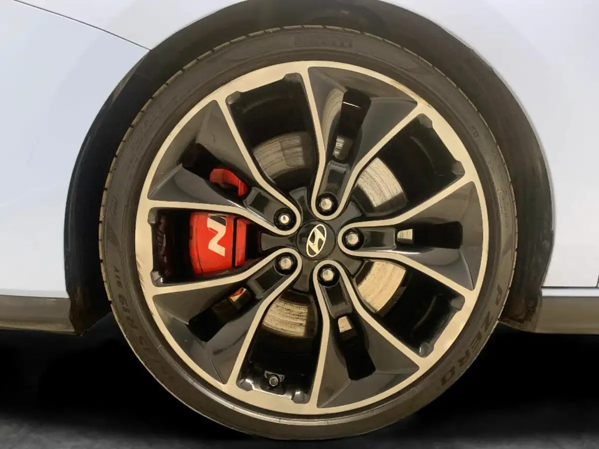 2019-hyundai-i30-n-20-t-gdi-n-performance-fastback-big-31