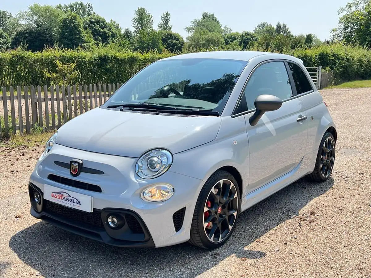 2022-abarth-595-14-tjet-competizione-big-7
