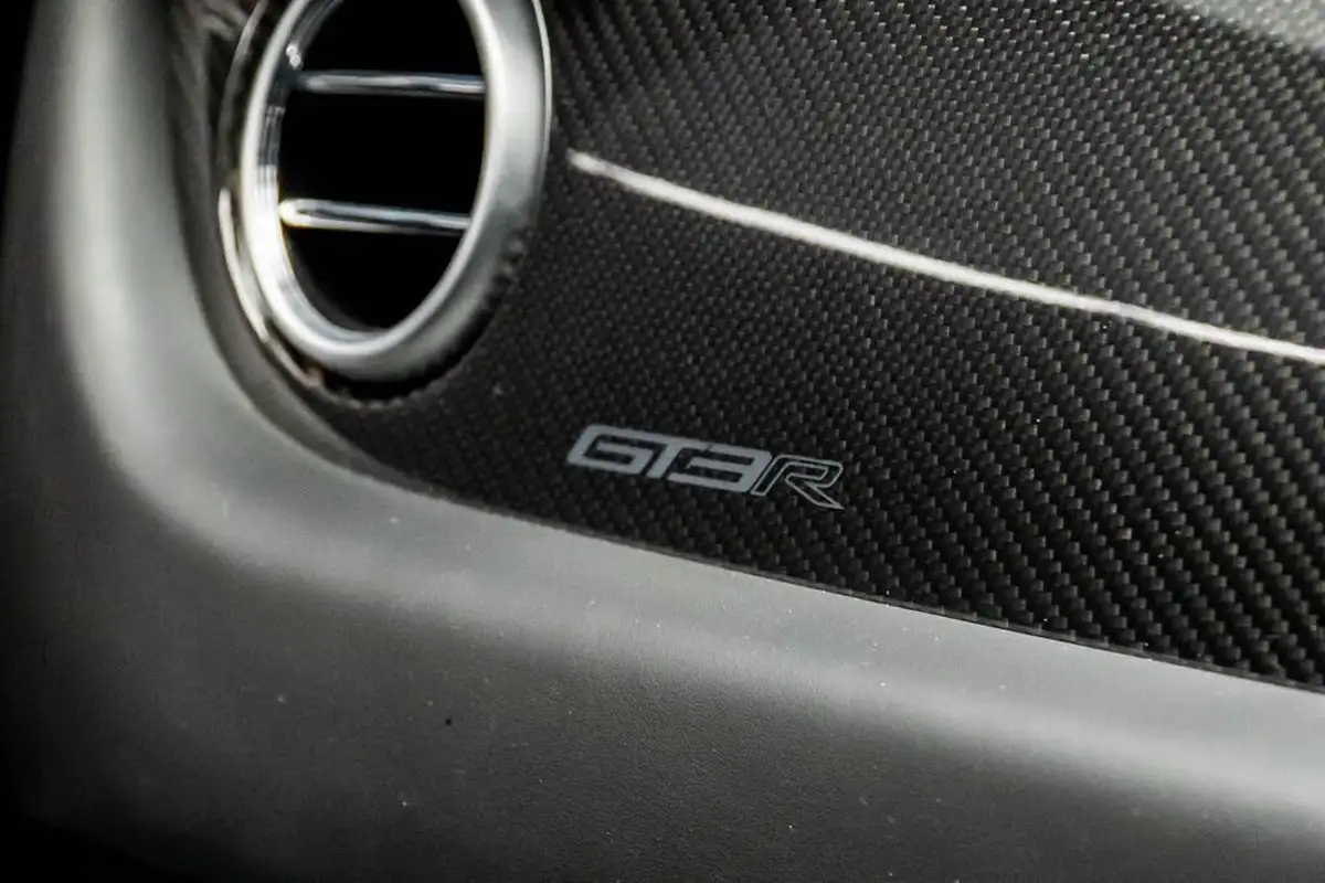 2015-bentley-continental-40-gt3-r-big-38