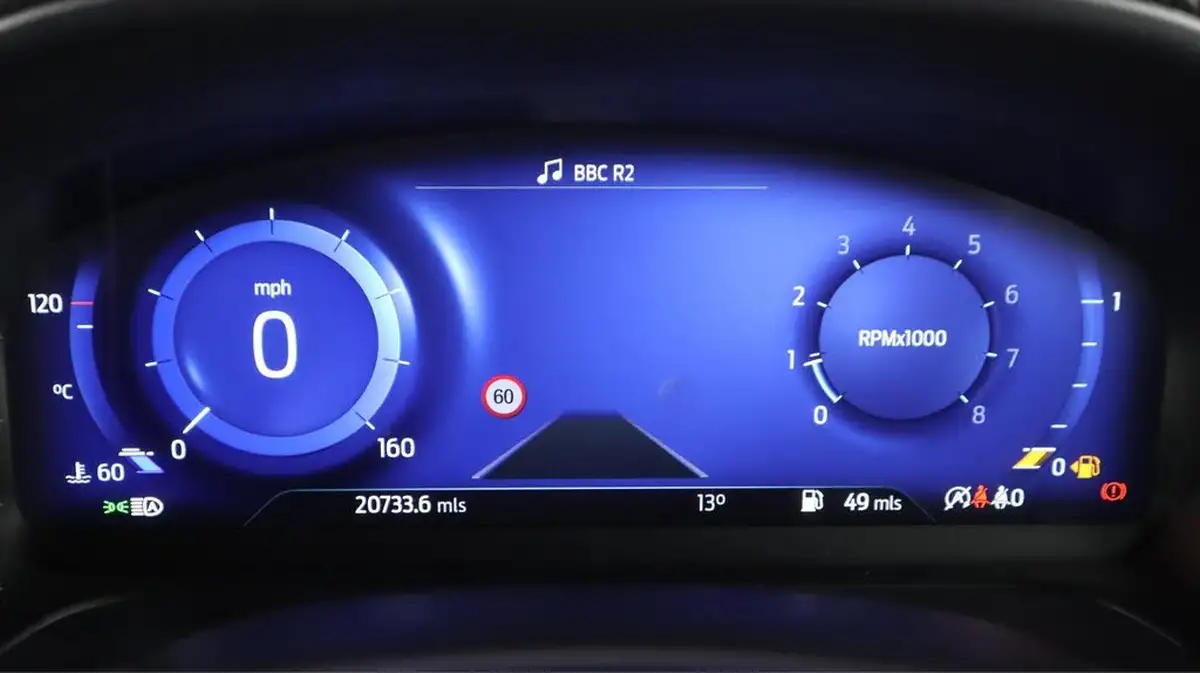 2022-ford-fiesta-10t-st-line-vignale-155ps-hybrid-mhev-5d-big-10