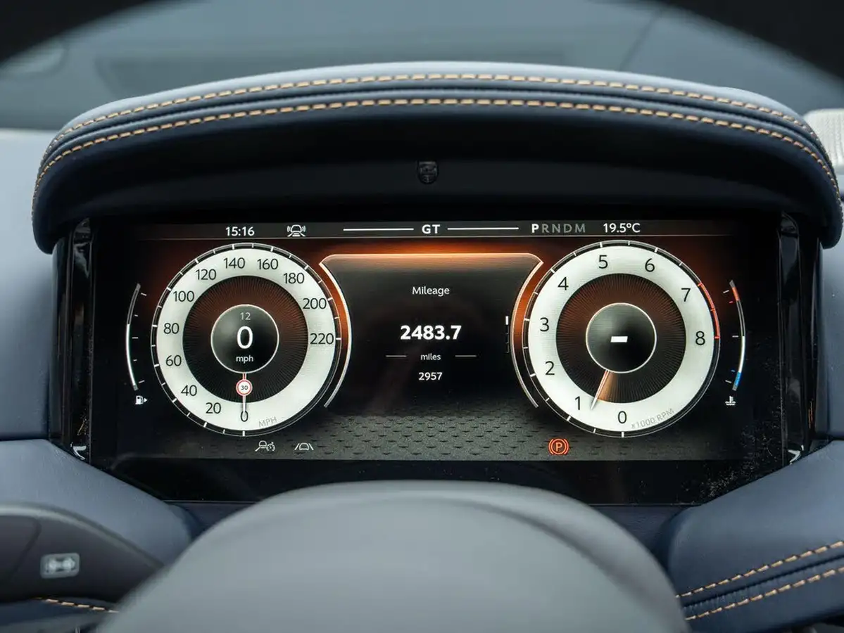 2024-aston-martin-db12-40-v8-auto-euro-6-ss-2dr-big-27