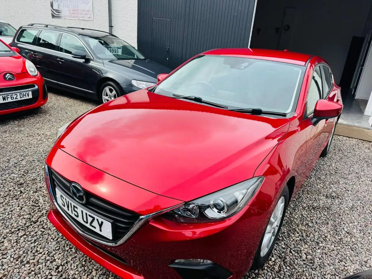 2015-mazda-mazda3-20-se-hatchback-5d-big-1