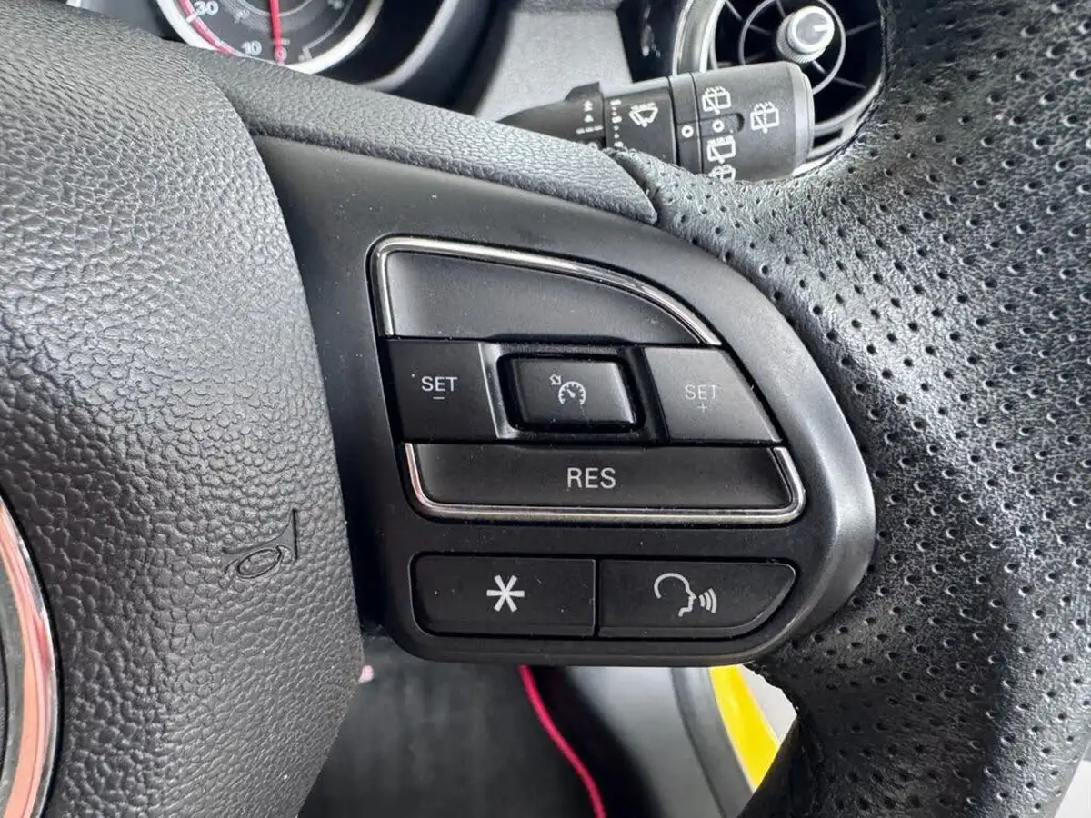 2018-mg-mg3-15-vti-tech-exclusive-big-35