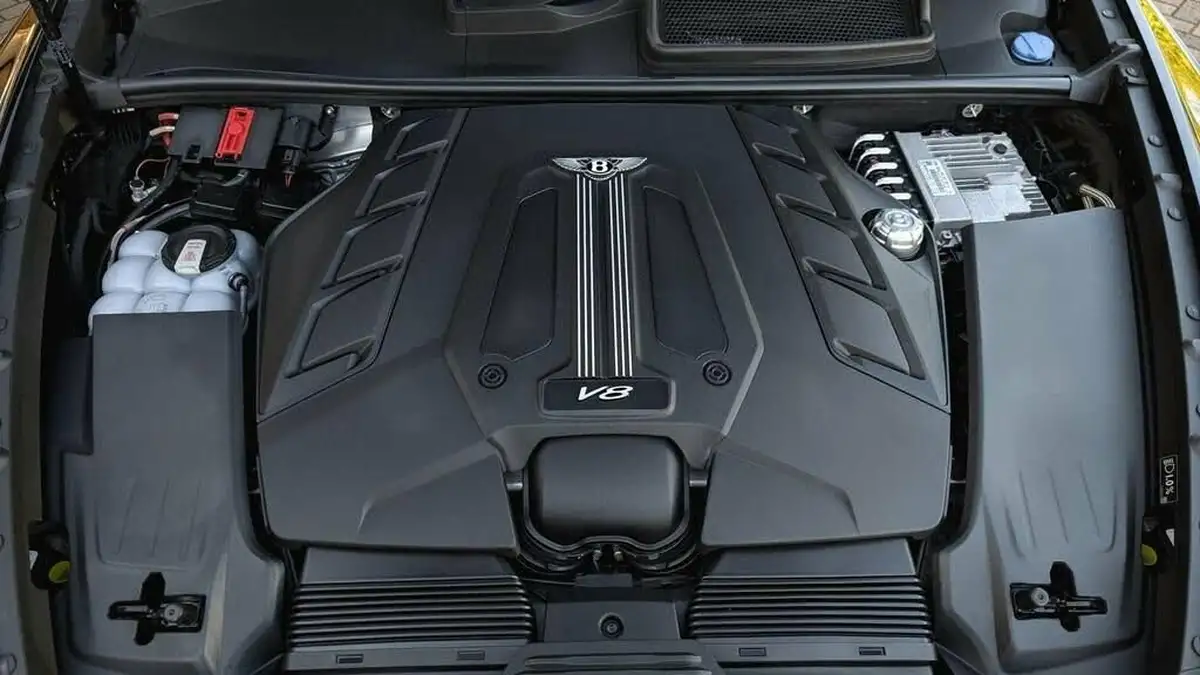 2021-bentley-bentayga-40-v8-big-23