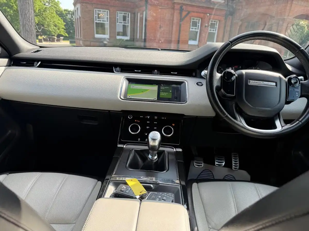 2020-land-rover-range-rover-evoque-20-d150-r-dynamic-big-4