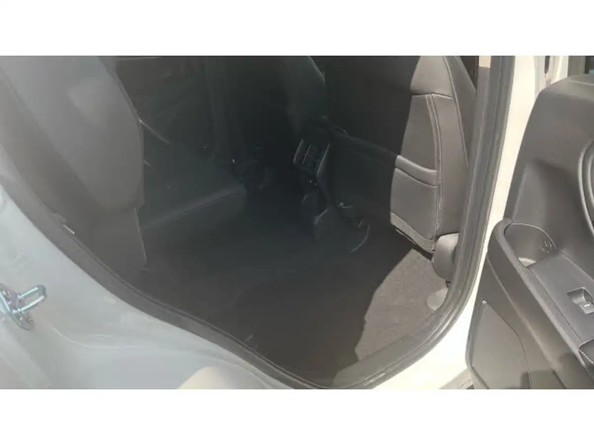 2025-honda-hr-v-15-i-mmd-advance-big-29