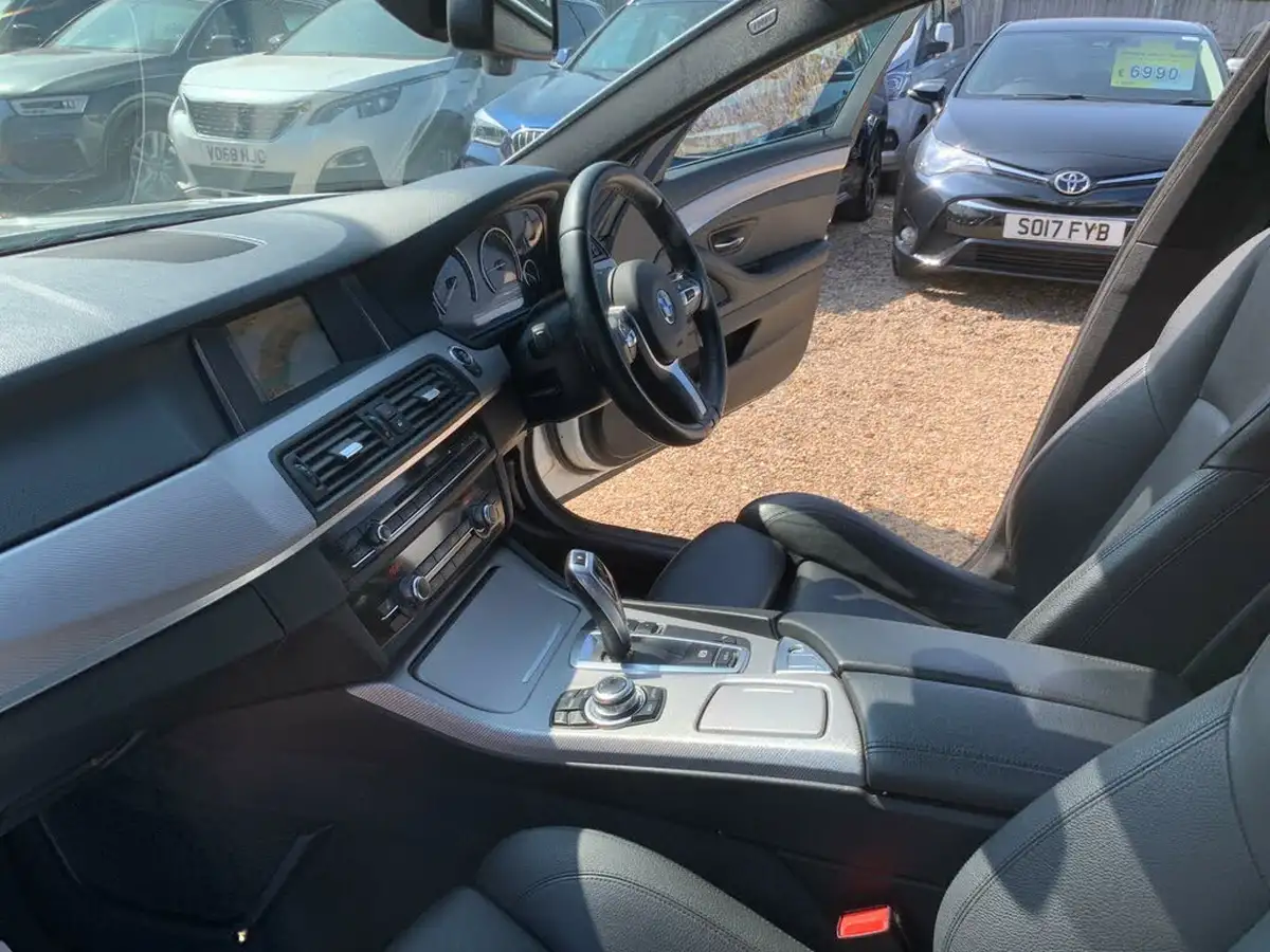 2016-bmw-5-series-20td-520d-m-sport-190bhp-saloon-4d-auto-big-30