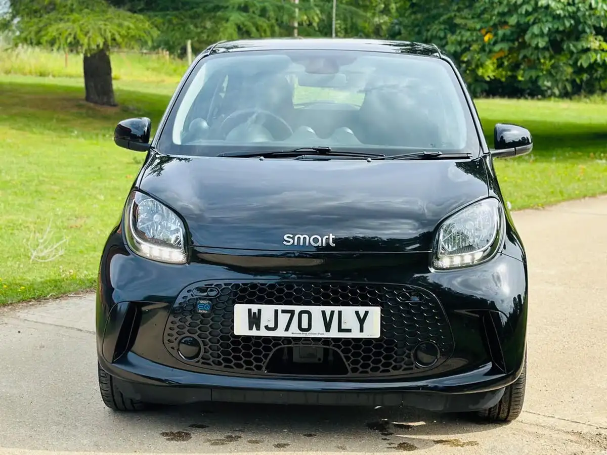 2020-smart-forfour-eq-pulse-premium-big-6