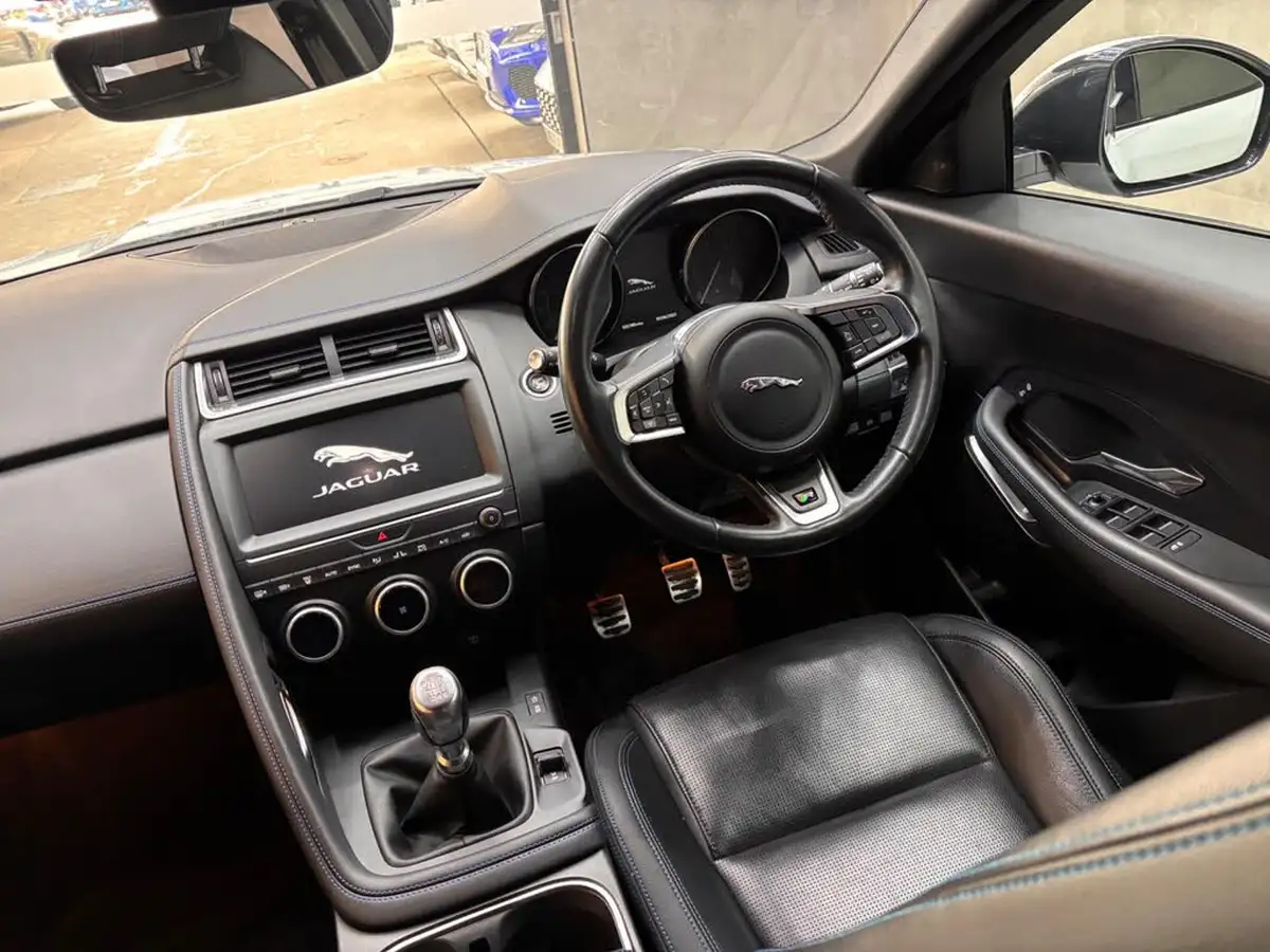 2019-jaguar-e-pace-20-i4d-r-dynamic-s-150ps-big-28