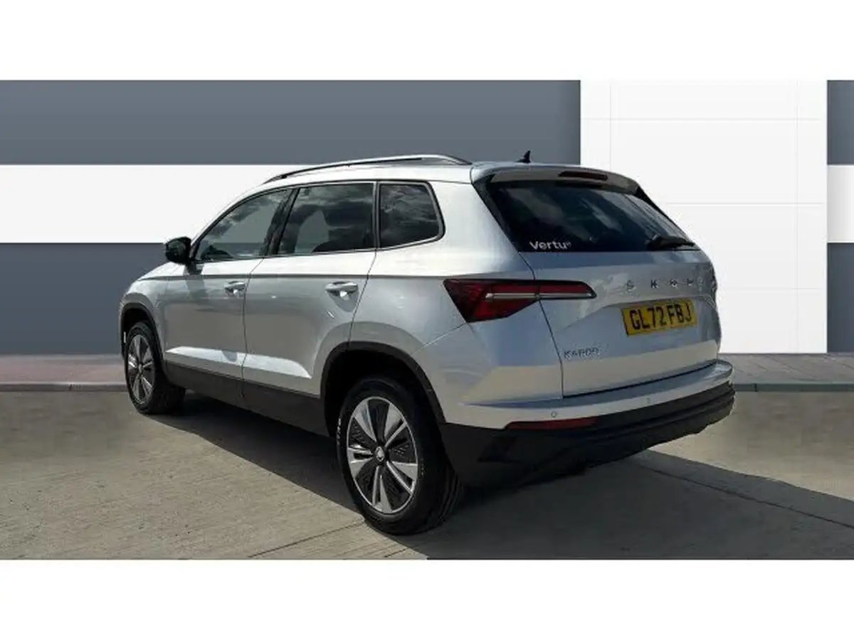 2022-skoda-karoq-10-tsi-se-drive-big-1