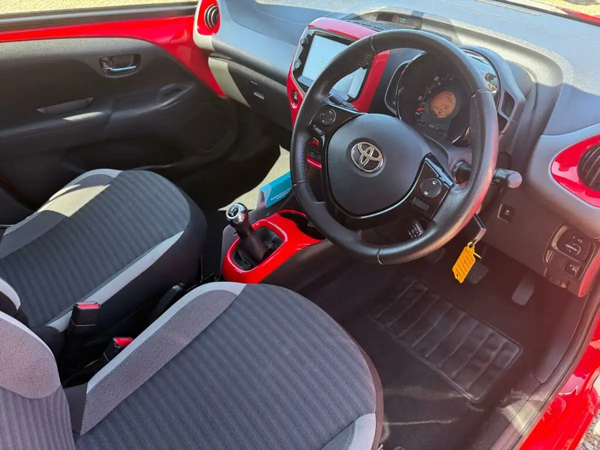 2019-toyota-aygo-10-vvt-i-x-trend-big-24