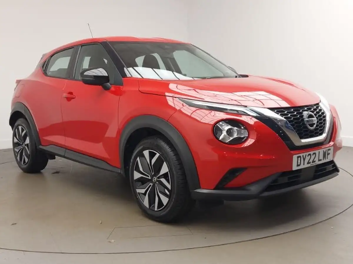2022-nissan-juke-10-dig-t-acenta-big-12