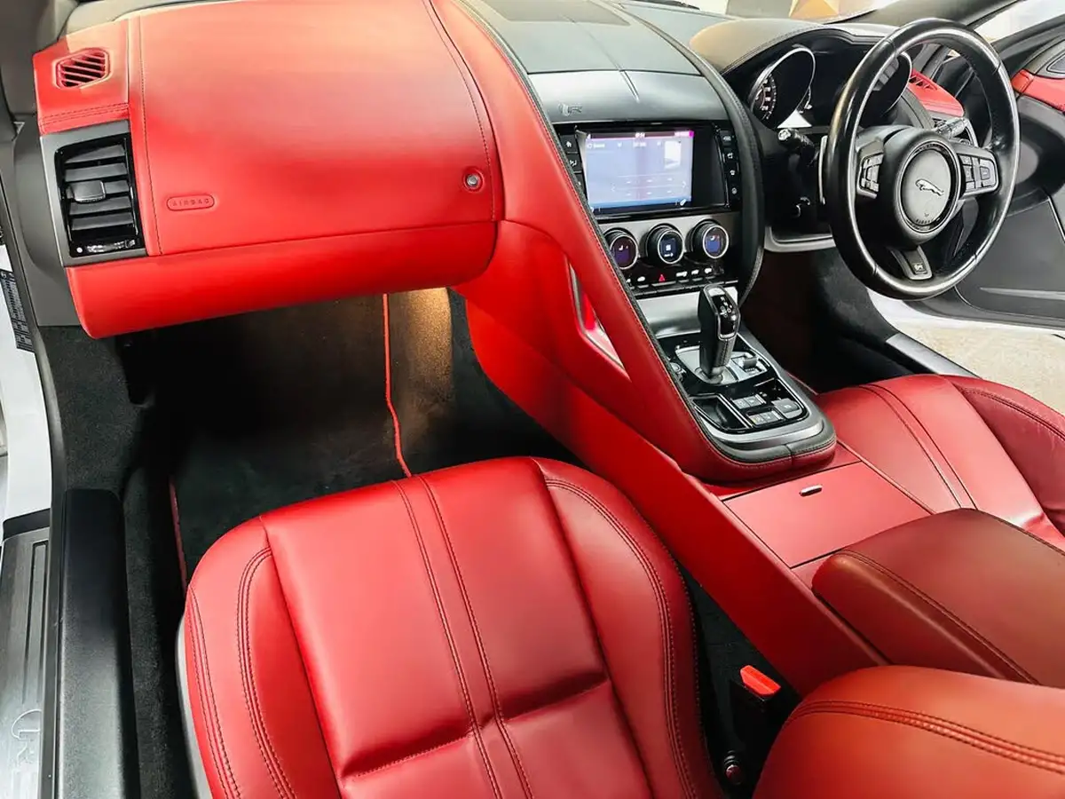 2016-jaguar-f-type-50-v8-sc-r-awd-coupe-big-12