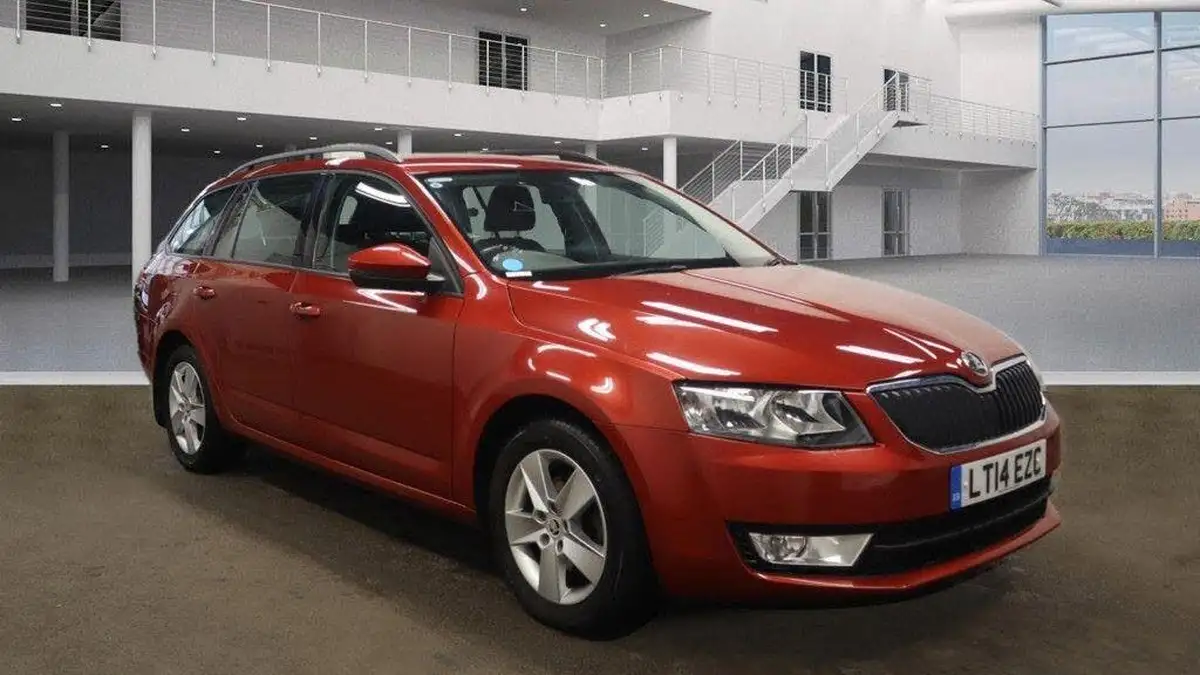 2014-skoda-octavia-16tdi-se-4x4-estate-big-0