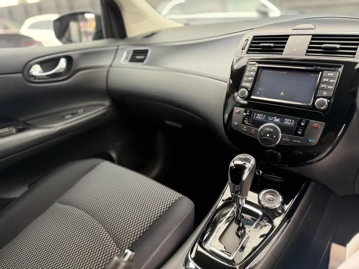 2015-nissan-pulsar-12-n-tec-xtronic-big-46