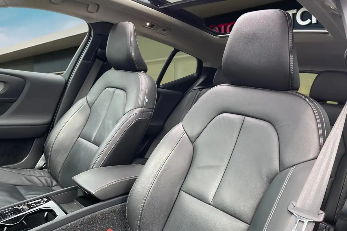 2022-volvo-xc40-15-t5-inscription-pro-big-15