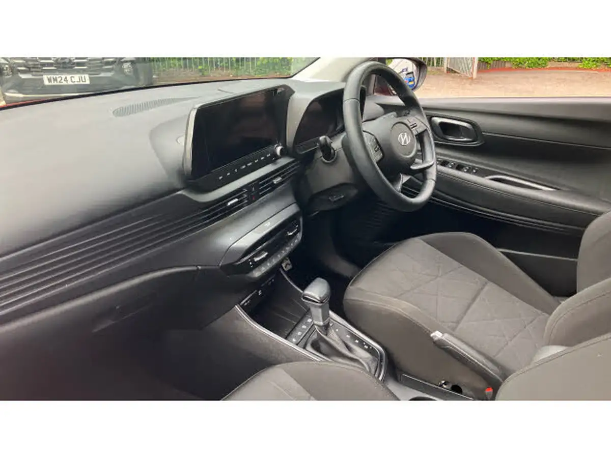 2024-hyundai-bayon-10-t-gdi-premium-100ps-48-volt-mhev-dct-big-8