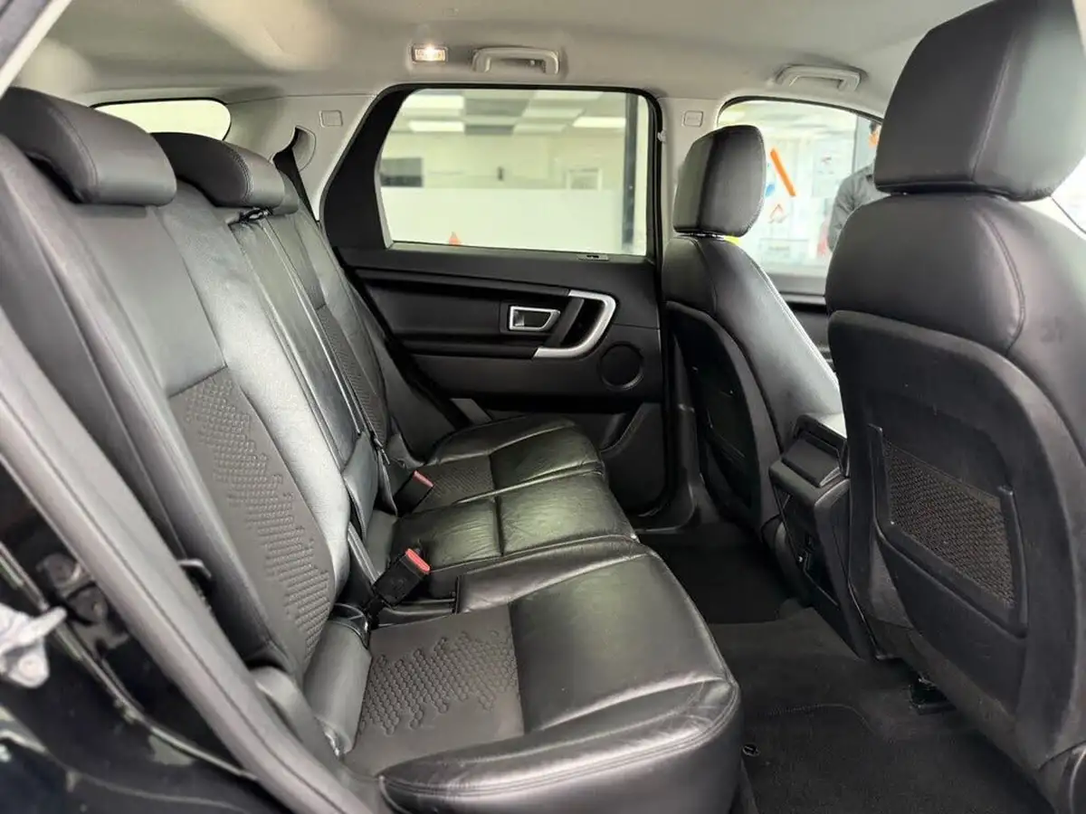 2018-land-rover-discovery-sport-20td4-se-tech-182ps-auto-big-47