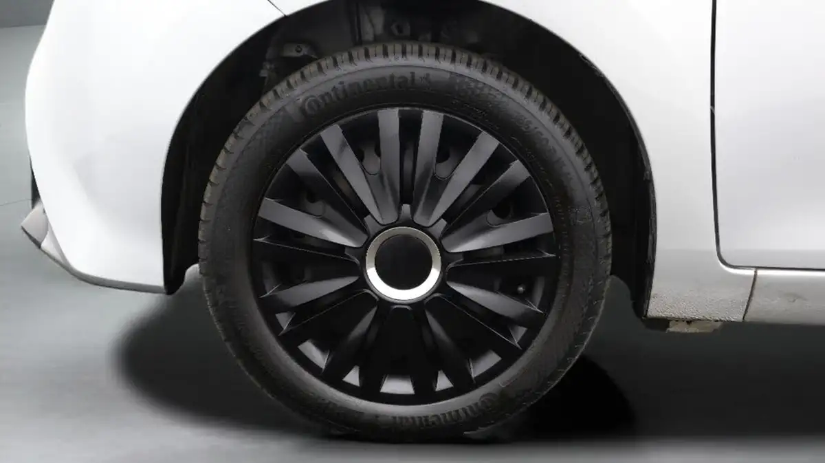 2019-toyota-aygo-10-vvt-i-x-play-big-18