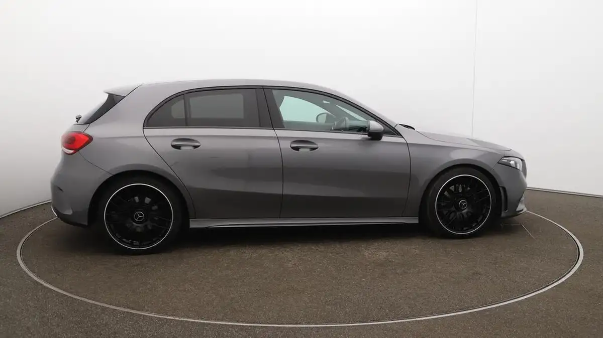 2019-mercedes-benz-a-class-20-a220-amg-line-hatchback-5d-big-51