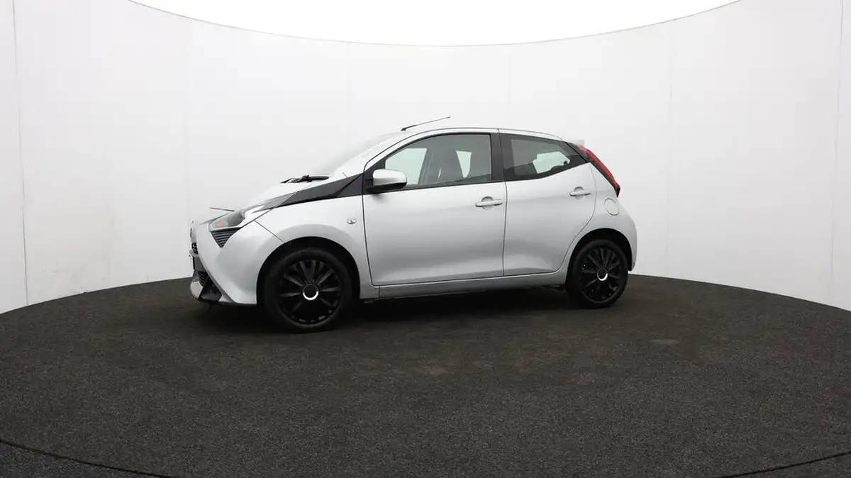 2019-toyota-aygo-10-vvt-i-x-play-big-58