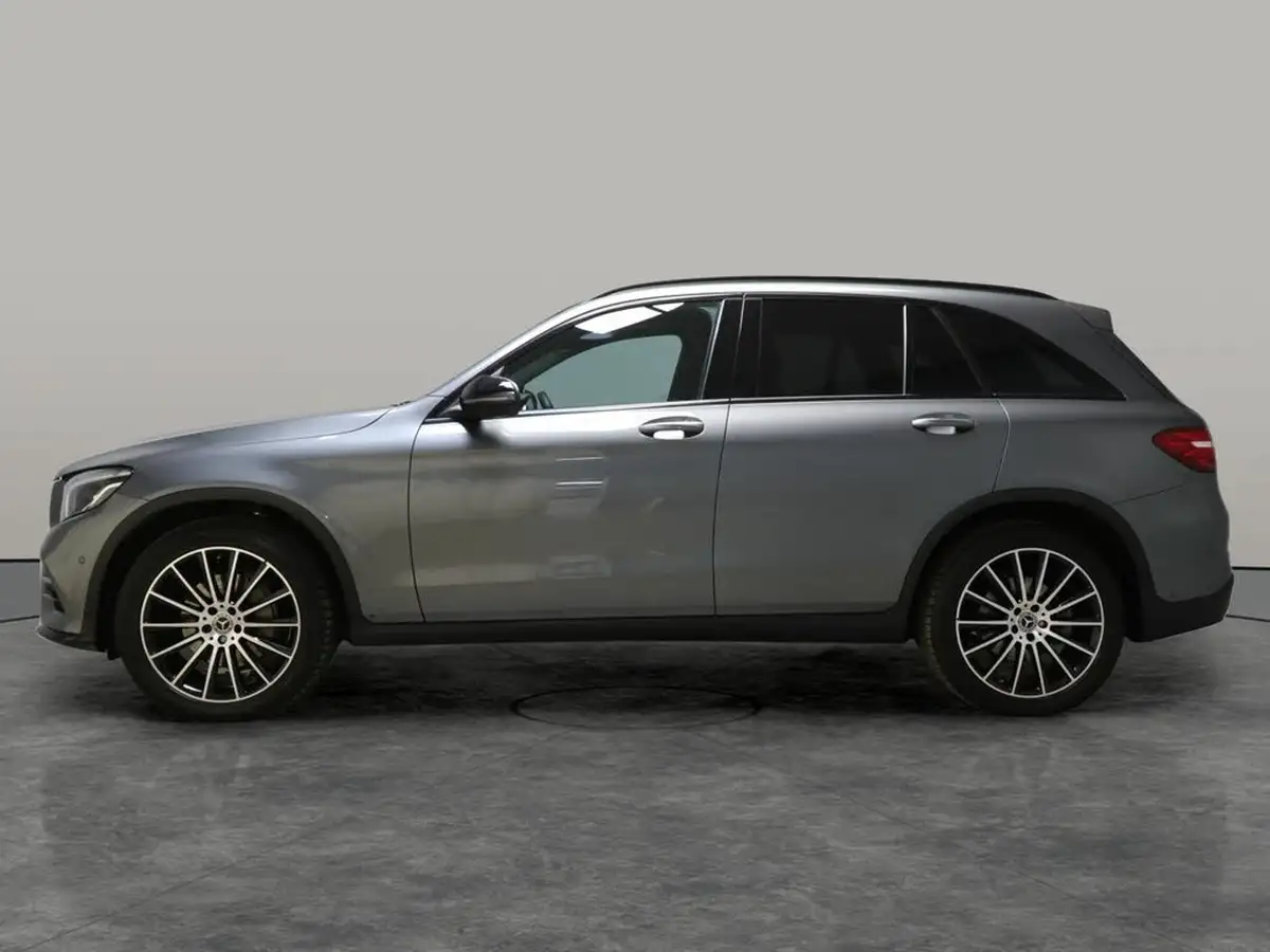 2017-mercedes-benz-glc-class-21d-glc250d-amg-line-premium-plusss-station-wagon-5d-big-18