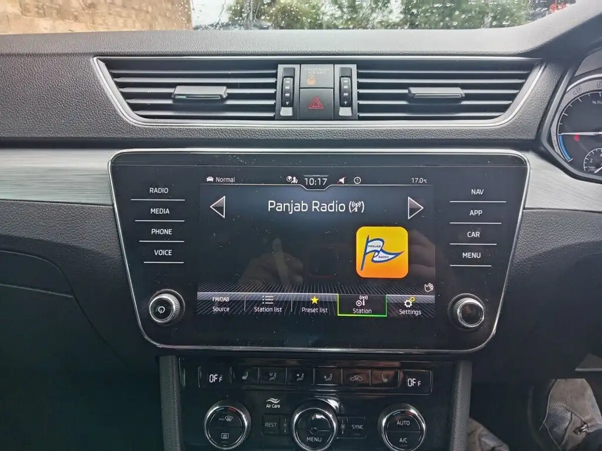 2020-skoda-superb-14-tsi-se-technology-hatchback-big-6