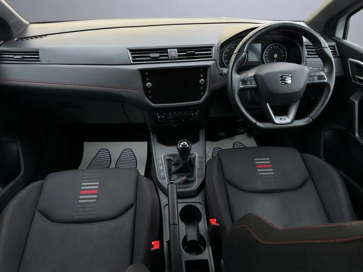 2021-seat-ibiza-10-tsi-fr-110ps-big-1