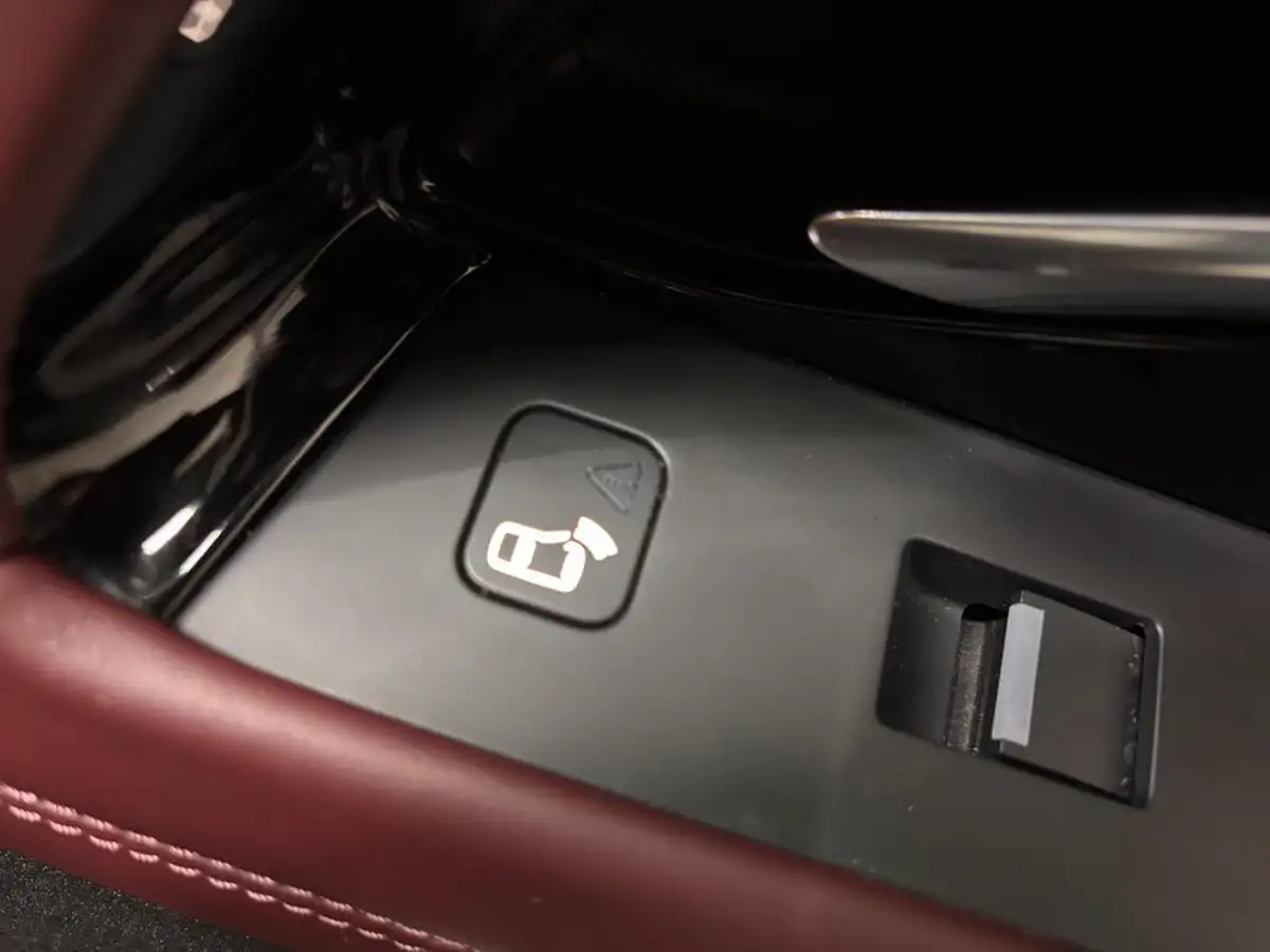 2020-land-rover-range-rover-evoque-20-d180-r-dynamic-hse-big-28