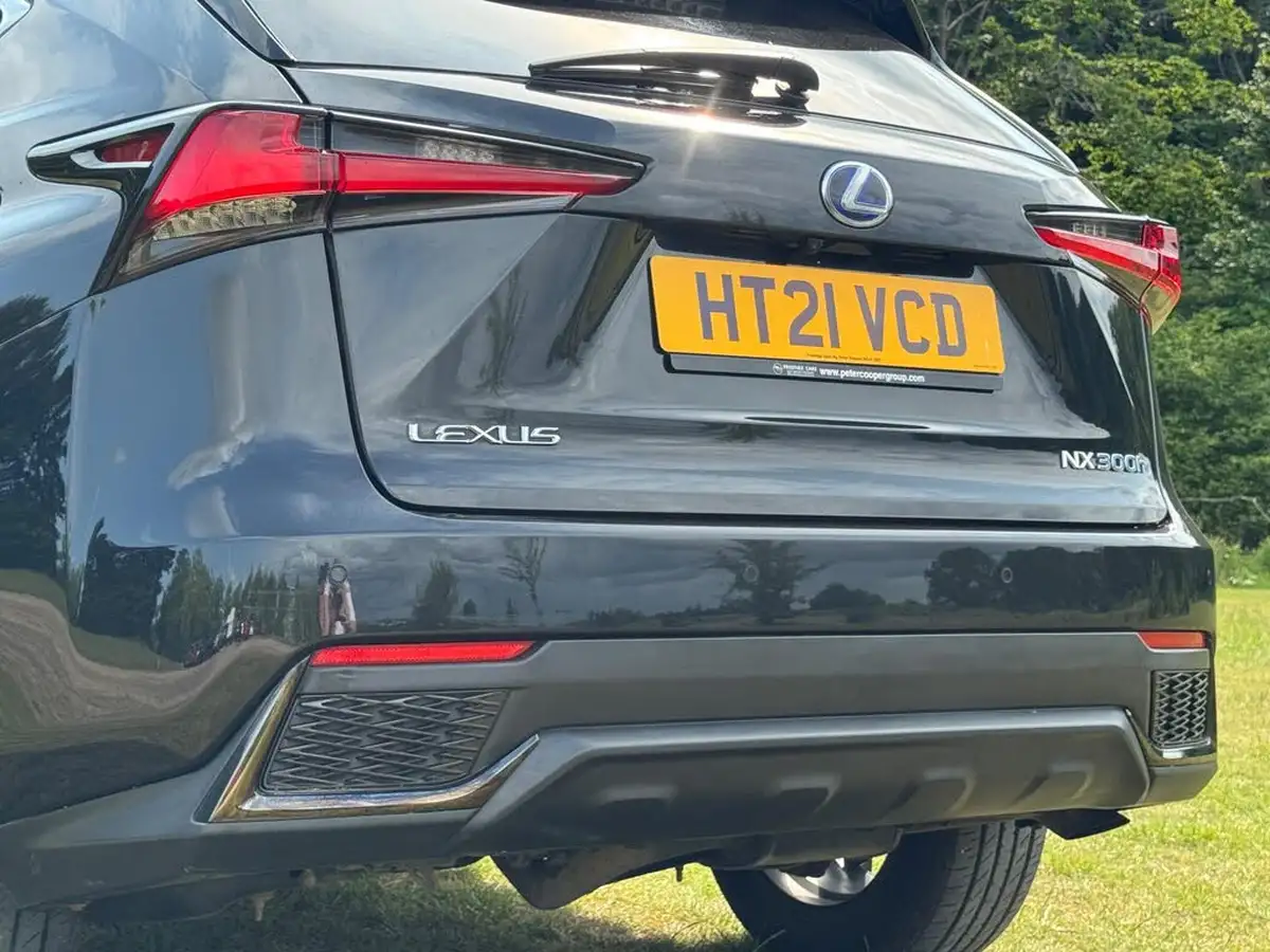2021-lexus-nx-300h-25-f-sport-takumi-packpanroof-big-11
