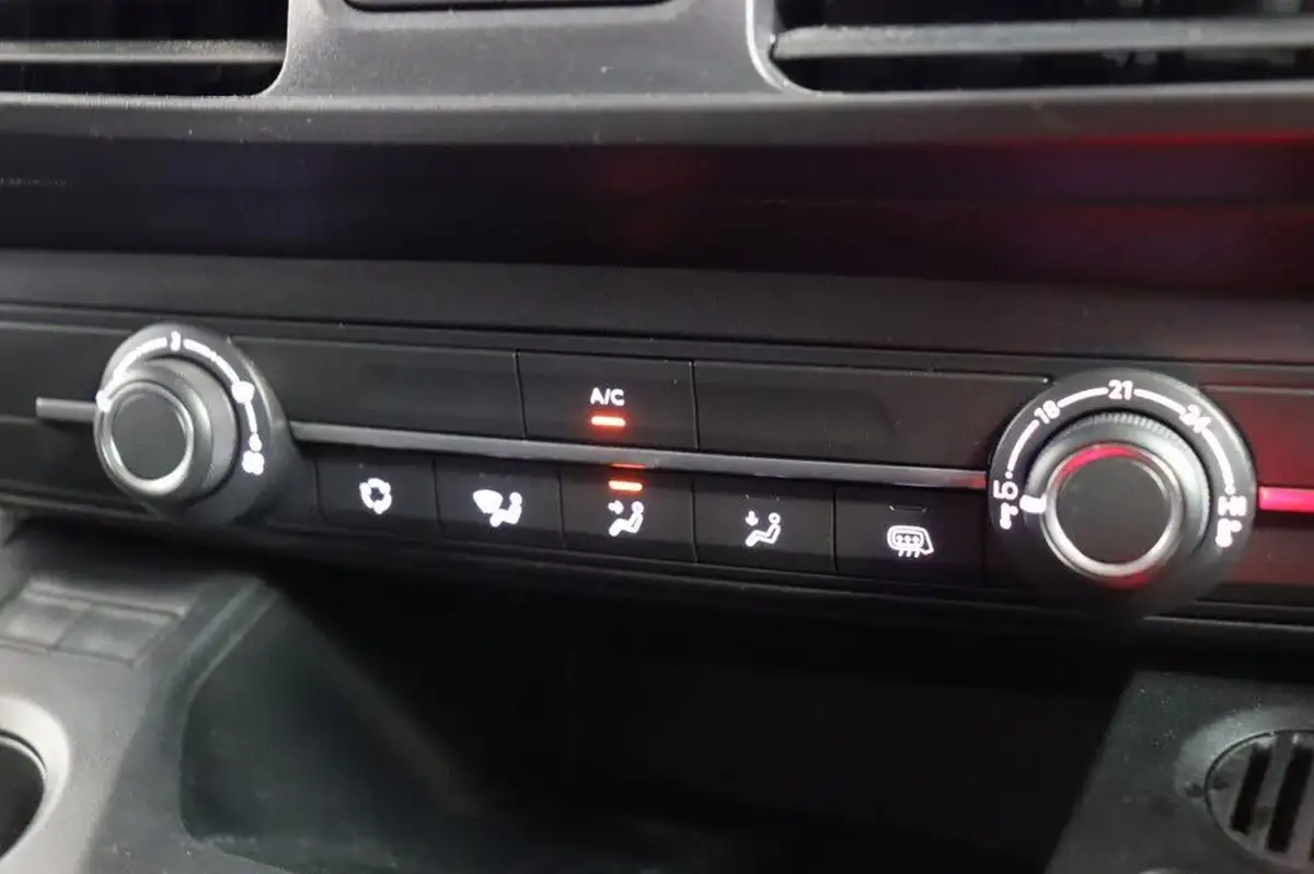 2023-peugeot-partner-15-bluehdi-1000-professional-premium-100pseu6d-big-26