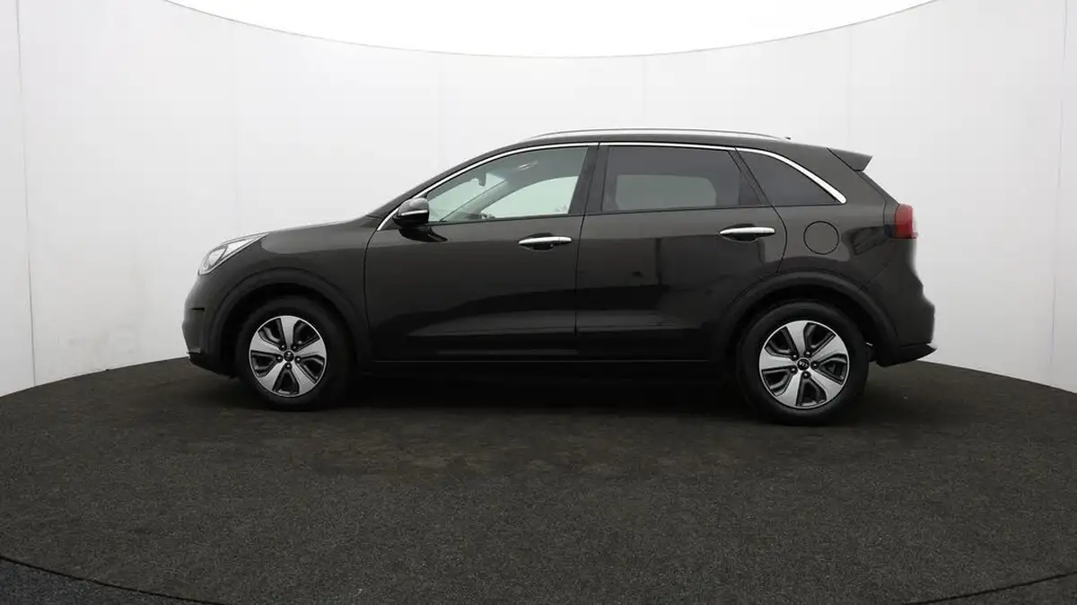 2018-kia-niro-16-gdi-2-adap-big-73