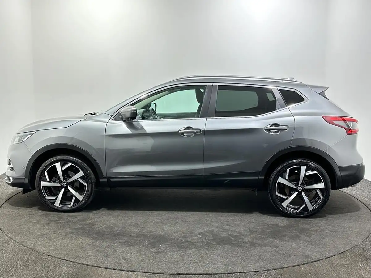 2017-nissan-qashqai-15dci-tekna-big-4
