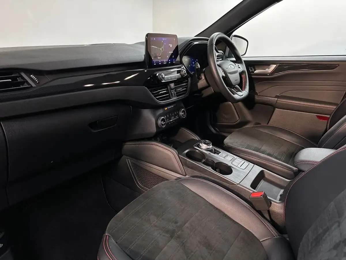 2022-ford-kuga-big-10