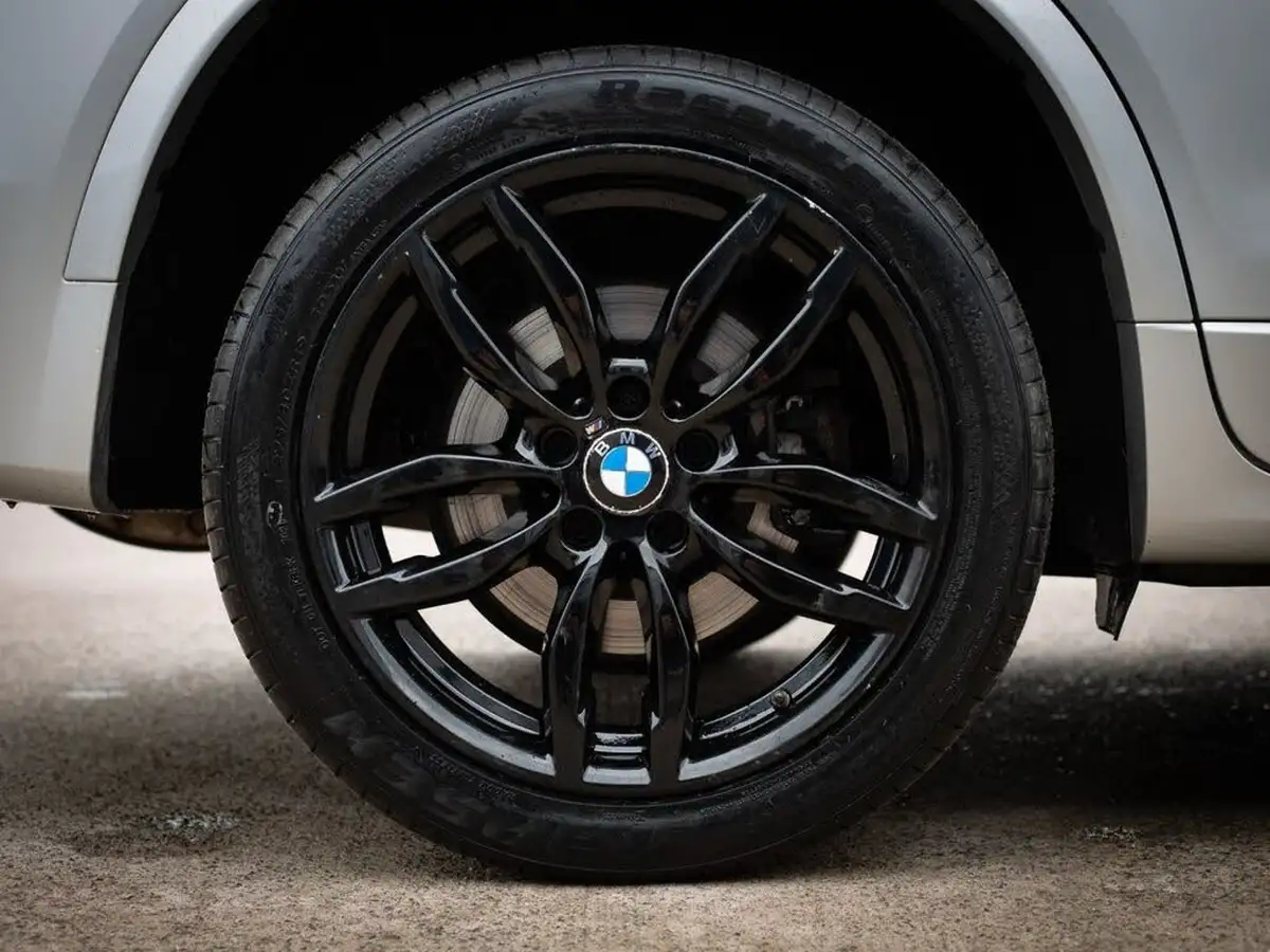 2016-bmw-x4-30td-xdrive30d-m-sport-big-12