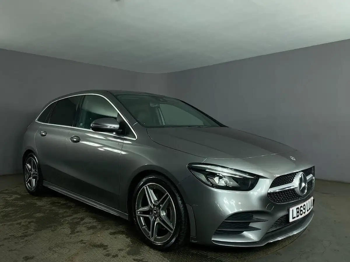 2019-mercedes-benz-b-class-13-b180-amg-line-7g-dct-big-0